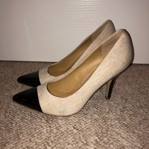 Nine West Tan and Black Pumps